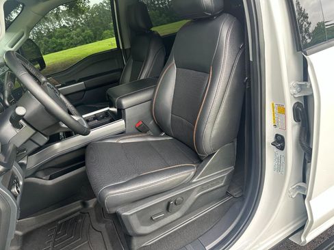 Used 2025 Ford F250 Lariat w/ Lariat Ultimate Package AWD/4WD image 14
