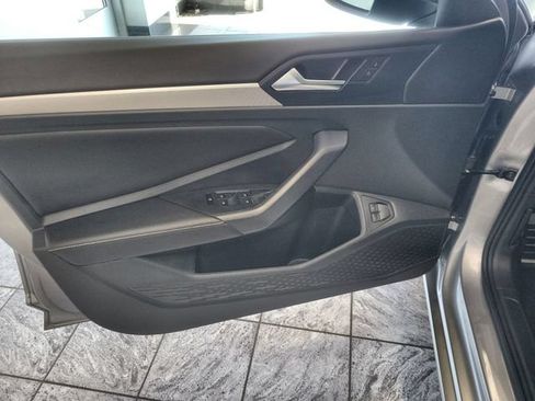 Used 2024 Volkswagen Jetta Sport FWD image 13
