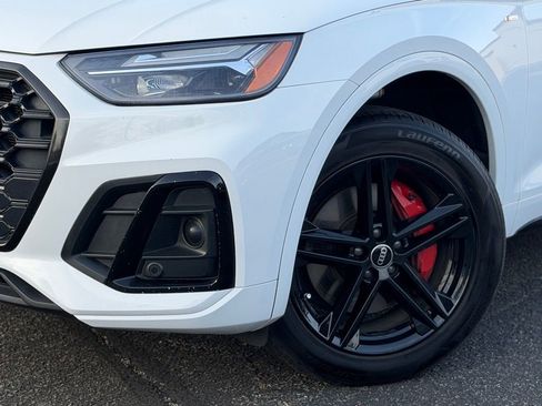 Used 2022 Audi Q5 e Premium Plus image 4