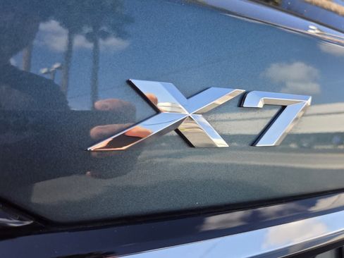 Used 2026 BMW X7 xDrive40i AWD/4WD image 17