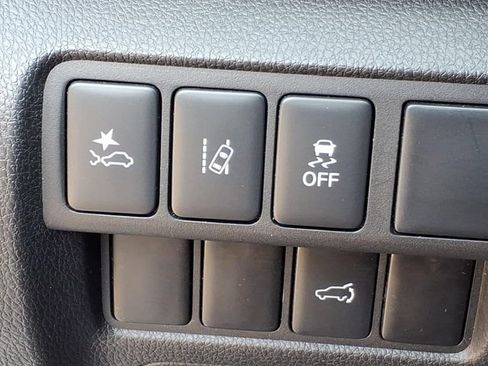 Used 2025 Mitsubishi Eclipse Cross SE AWD/4WD image 11