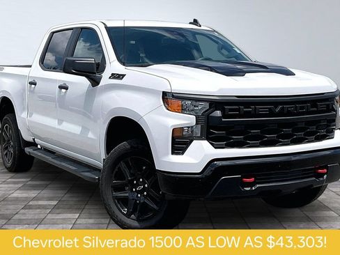 Used 2025 Chevrolet Silverado 1500 Custom Trail Boss w/ LPO, Dark Essentials Package AWD/4WD image 12