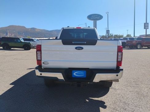 Certified 2022 Ford F350 Lariat w/ Chrome Package image 6