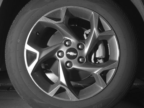 Used 2025 Chevrolet Trax LT image 13