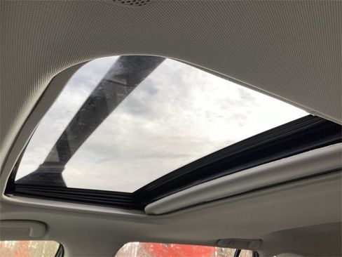 New 2025 Toyota RAV4 XLE Premium image 28