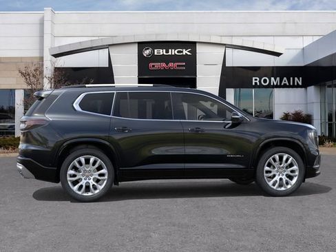 New 2026 GMC Acadia Denali FWD image 5