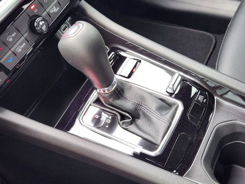 New 2026 Jeep Compass Latitude image 19