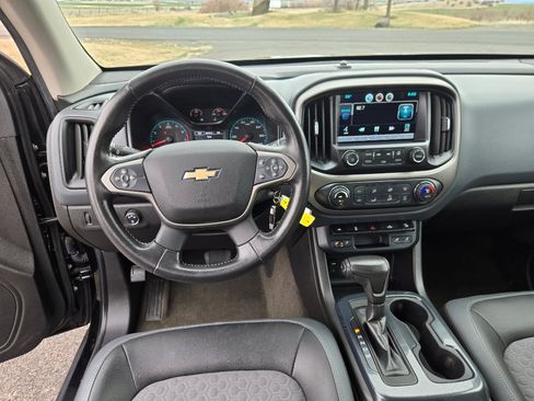 Used 2015 Chevrolet Colorado Z71 image 13