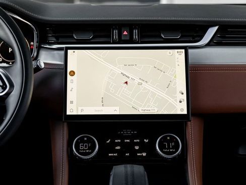 Used 2025 Jaguar F-PACE R-Dynamic S image 18