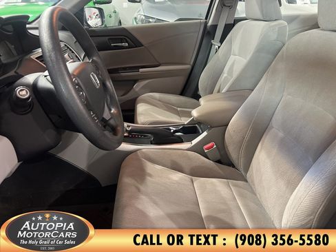 Used 2013 Honda Accord EX image 10