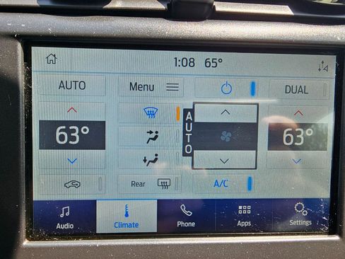 Used 2020 Ford Fusion SE w/ Equipment Group 151A FWD image 41