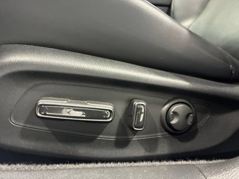 Used 2024 Honda Accord Touring image 17