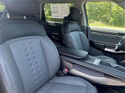 New 2026 Kia EV9 Wind image 25