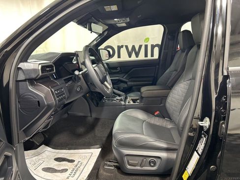 Used 2025 Toyota 4Runner TRD Off-Road Premium w/ Tow Technology Package image 23