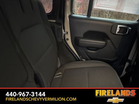 Used 2022 Jeep Wrangler Unlimited Rubicon 4xe w/ Cold Weather Group image 33