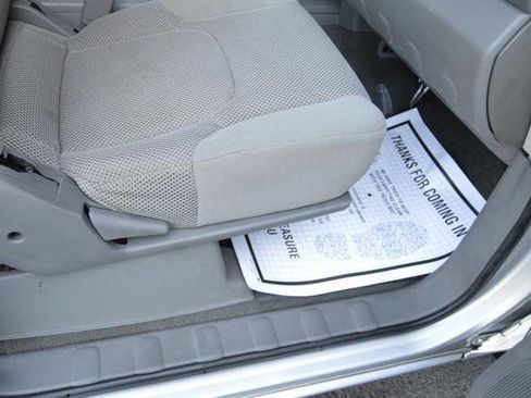 Used 2008 Nissan Frontier SE w/ SE Value Truck Pkg image 20