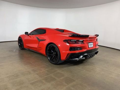 Used 2025 Chevrolet Corvette Z06 RWD image 14