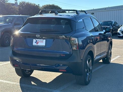 New 2026 Nissan Kicks SR w/ Cold Weather Package image 9