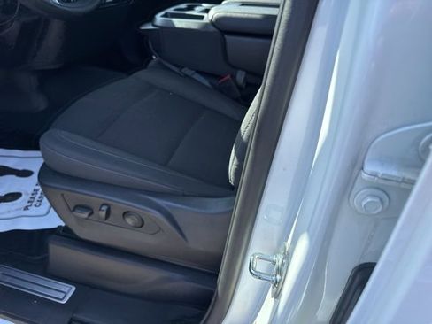 Used 2023 Chevrolet Silverado 1500 LT image 22