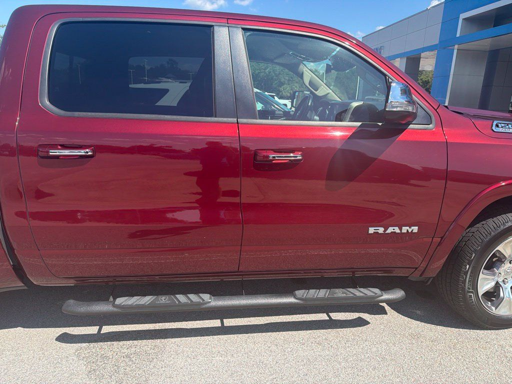 Used 2021 RAM 1500 Laramie AWD/4WD image 4