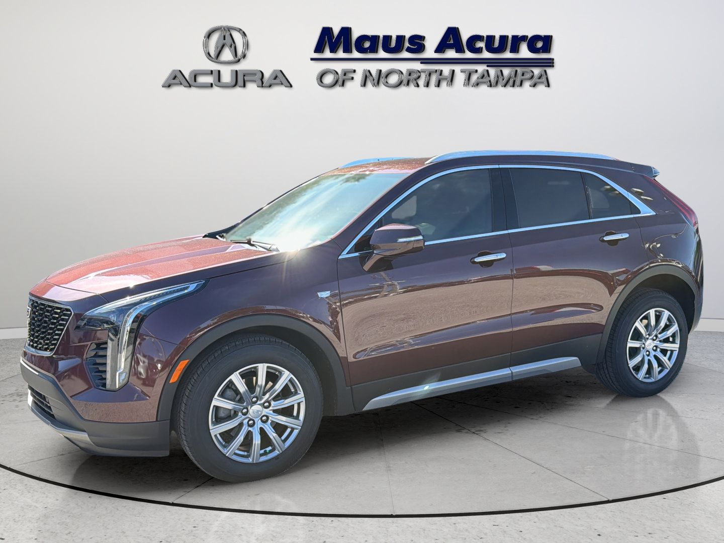 Used 2023 Cadillac XT4 Premium Luxury w/ Technology Package FWD image 5