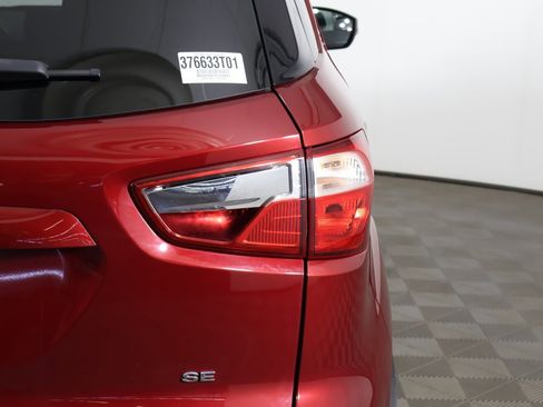 Used 2020 Ford EcoSport SE image 13