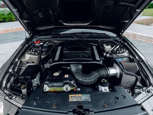 Used 2005 Ford Mustang GT RWD image 38
