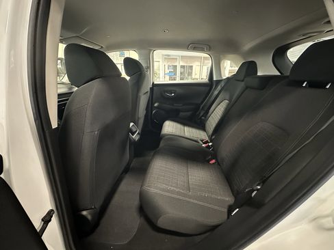 Used 2023 Honda HR-V LX image 16
