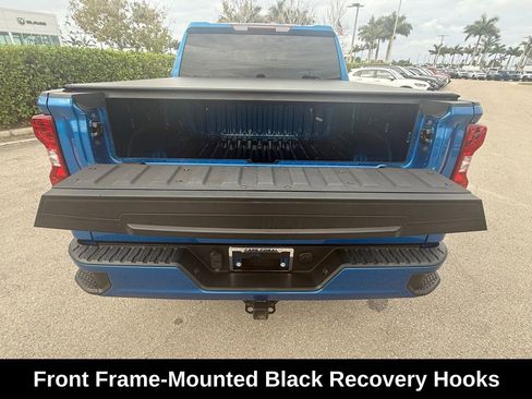 Used 2023 Chevrolet Silverado 1500 Custom image 39
