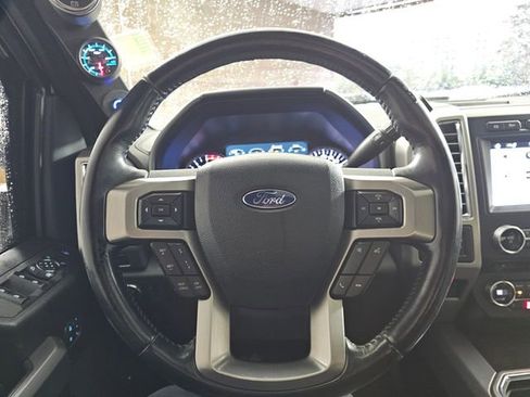 Used 2017 Ford F350 Platinum w/ Platinum Ultimate Package image 30