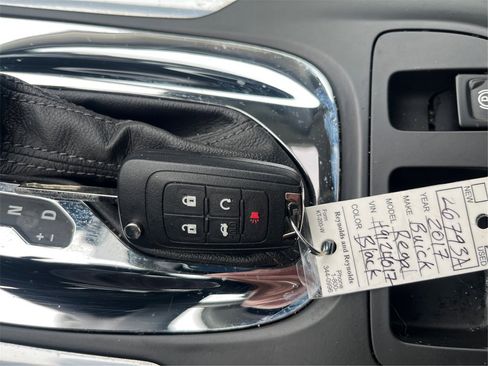 Used 2017 Buick Regal Sport Touring image 35