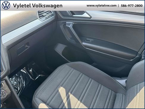 Certified 2023 Volkswagen Tiguan S image 30