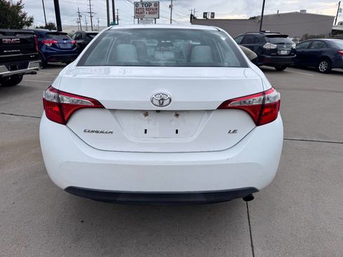 Used 2016 Toyota Corolla LE FWD image 4