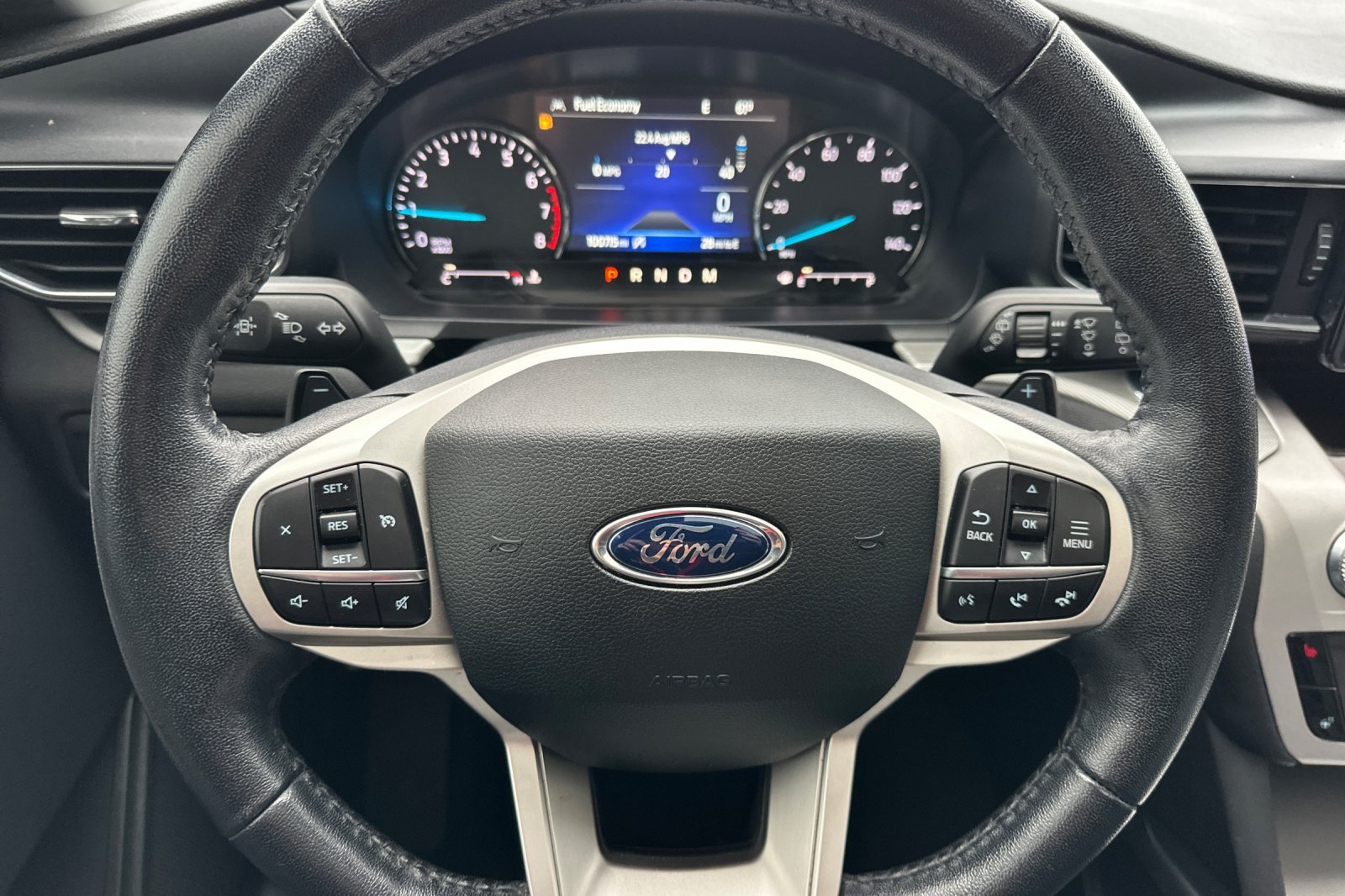 Used 2021 Ford Explorer XLT w/ Equipment Group 202A AWD/4WD image 27