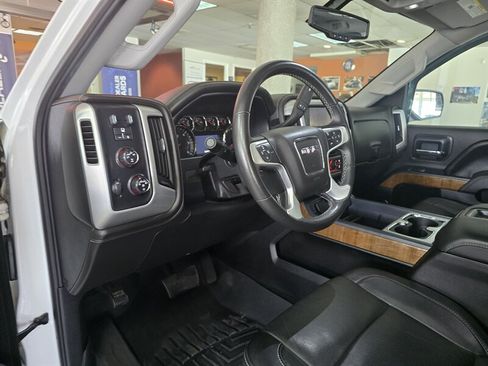 Used 2014 GMC Sierra 1500 SLT w/ Suspension Package, Off-Road AWD/4WD image 8