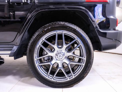 Used 2025 Mercedes-Benz G 63 AMG 4MATIC image 11