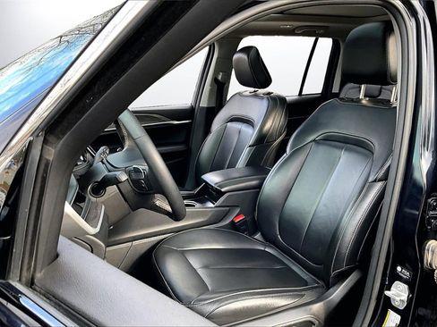 Used 2024 Jeep Grand Cherokee Limited 4xe image 22