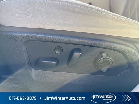 Used 2021 Buick Envision Avenir w/ Technology Package II image 26