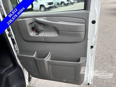 Used 2013 GMC Savana 2500 w/ Power Package image 13