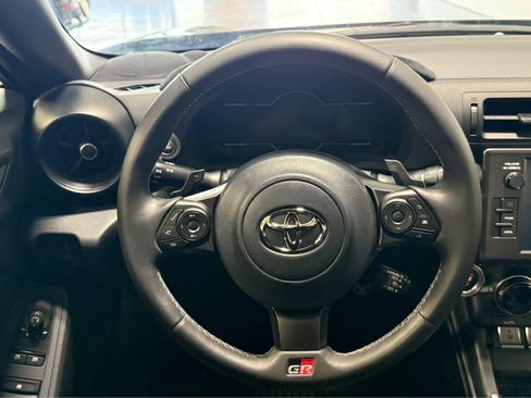 Used 2024 Toyota GR86 Premium RWD image 15