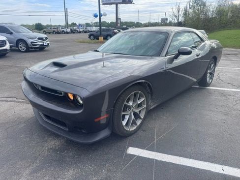 Used 2022 Dodge Challenger GT image 1