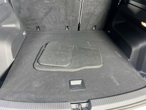 Used 2023 Volkswagen Atlas Cross Sport SEL R-Line image 26