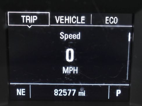 Used 2021 Chevrolet Malibu LT FWD image 33