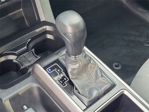 Used 2021 Toyota Tacoma SR5 image 19