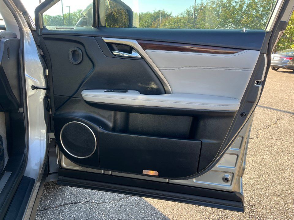 Used 2018 Lexus RX 350 AWD w/ Premium Package image 29
