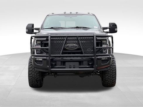 Used 2021 Ford F250 Lariat image 8