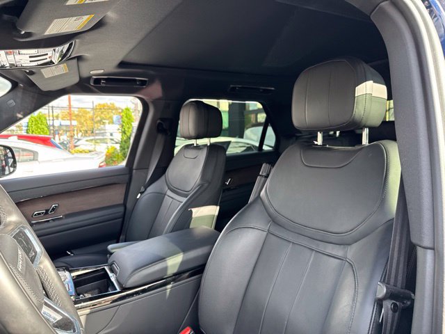 Used 2023 Land Rover Range Rover Sport SE AWD/4WD image 13