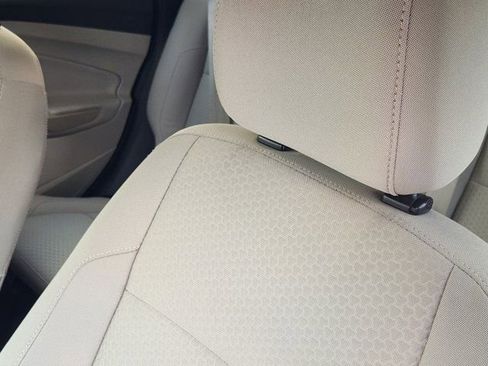 Used 2017 Ford Escape SE image 20