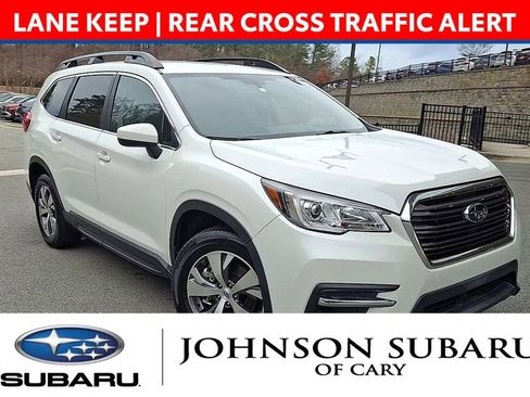 Used 2020 Subaru Ascent Premium w/ Convenience Package image 2