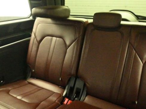 Used 2022 Ford Expedition Limited AWD/4WD image 13